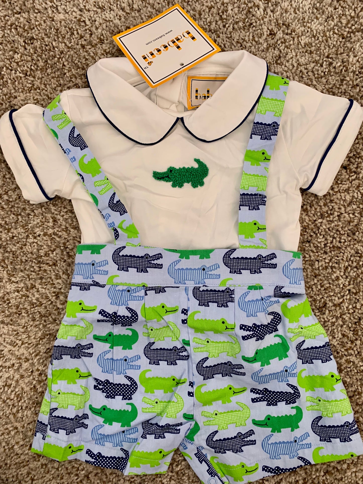Dapper Alligator Outfit