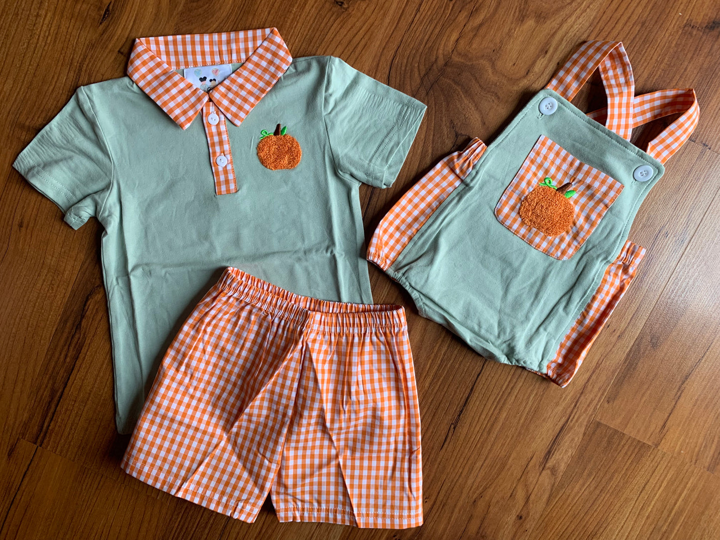 Sage Pumpkins Short Set