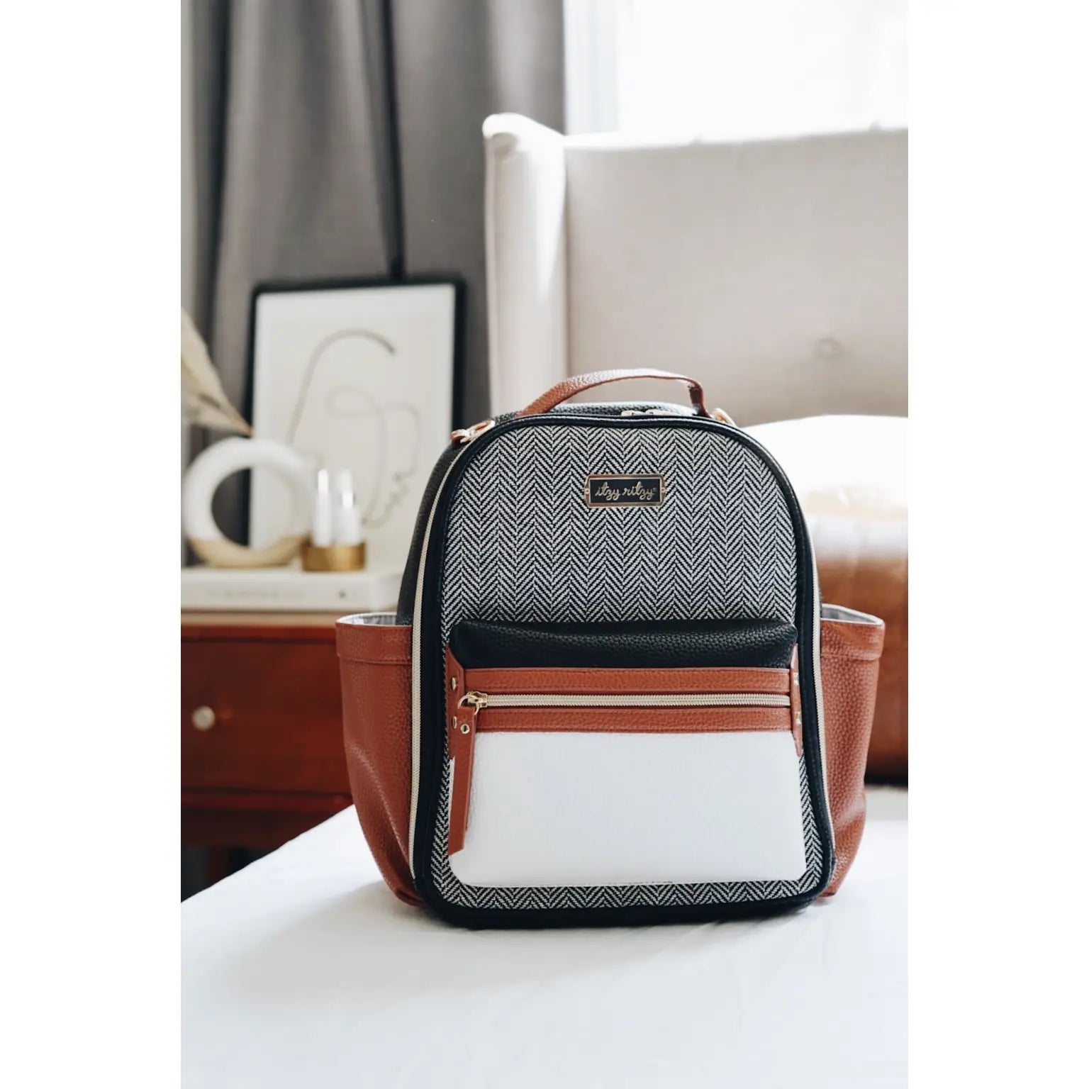 Coffee & Cream Itzy Mini Diaper Bag Backpack – Josie & Bear